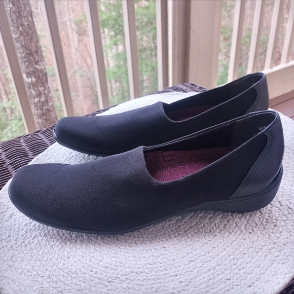 Munro "Traveler" Loafers - Picture 9 of 15